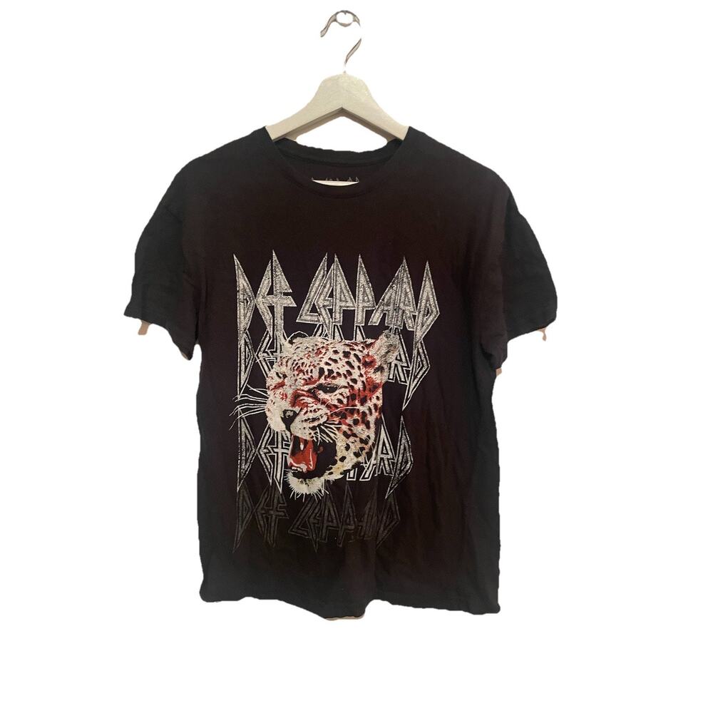 Def Leppard Brand Women's Short Sleeve Graphic Tee Black Size Large‎
